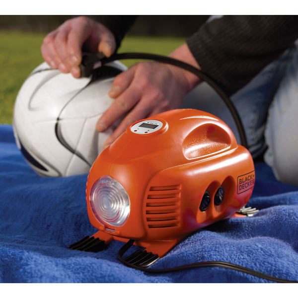 Zdjęcie 3 - Kompresor samochodowy 12V Black&Decker ASI200 120 PSI / 8,27 bar