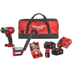 Zestaw narzędzi akumulatorowych PowerPack Milwaukee M18 FPP2BH-523B Klucz udarowy M18 FMTIW2F12 + Lampa M12 UCL 2x5Ah 1x2Ah 4933492523