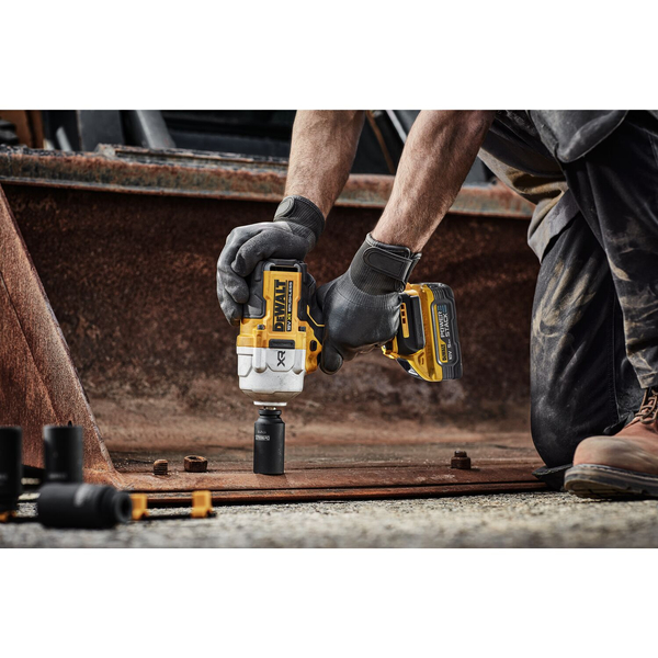 Zdjęcie 6 - Klucz udarowy akumulatorowy DeWalt DCF961H2T ½” 1626Nm 18V Powerstack 2x5Ah