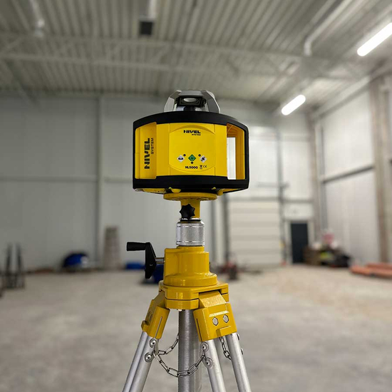 Zdjęcie 4 - Rotacyjny niwelator laserowy Nivel System NL500G DIGITAL z wiązką zieloną + statyw SJJ1 + łata laserowa LS-24