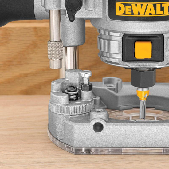 Zdjęcie 3 - Frezarka górnowrzecionowa DeWalt D26203 8mm 900W