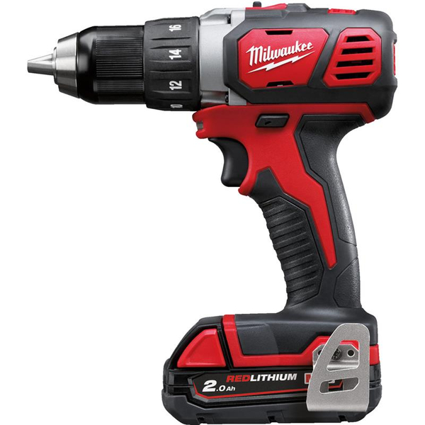 Zdjęcie 1 - Wiertarko-wkrętarka akumulatorowa Milwaukee M18 BDD-202C 50Nm 18V 2x2Ah 4933443555