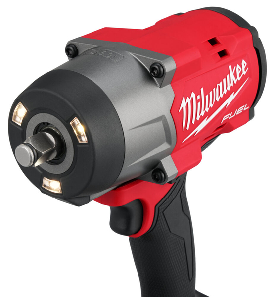 Zdjęcie 4 - Klucz udarowy akumulatorowy Milwaukee M18 FHIW2F12-0X ½” 1491Nm 18V 4933492782