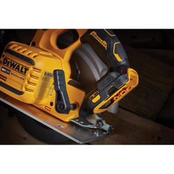 Nawigacja zdjęcie 5 - Pilarka tarczowa akumulatorowa DeWalt DCS573NT 190mm 18V XR Flexvolt Advantage