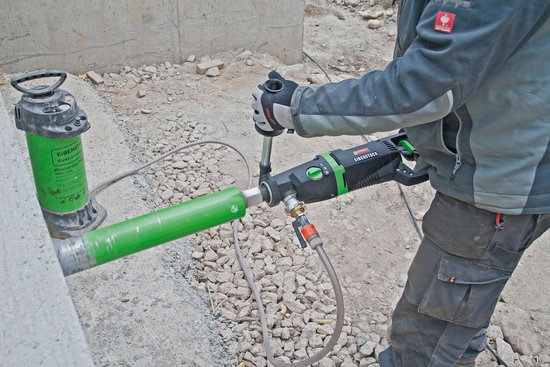 Zdjęcie 8 - Wiertnica diamentowa + dwa wiertła 62 mm + 82 mm Eibenstock ETN 162/3 162mm 2200W 03E31000