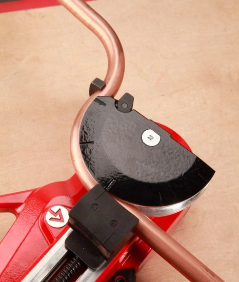 Zdjęcie 28 - Giętarka akumulatorowa  elektryczna przenośna 18V Eurostem® III 251849 do stali nierdzewnej + LED