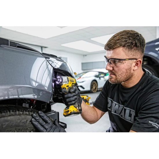 Zdjęcie 6 - Zakrętarka udarowa akumulatorowa DeWalt DCF801D2 ¼” 163Nm 12V XR 2x2Ah