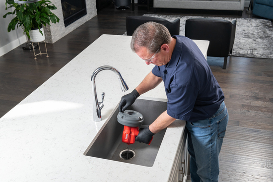 Zdjęcie 6 - Przepychacz ręczny bębnowy do odpływów RIDGID EZ SPIN™