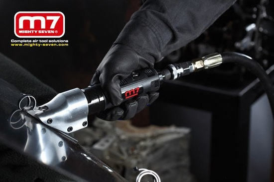 Zdjęcie 3 - Nożyce do blachy pneumatyczne QG-102 Mighty Seven M7