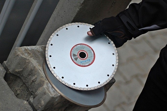 Zdjęcie 2 - Tarcza diamentowa 250 mm Gtools Superior G19 TURBO HTB250