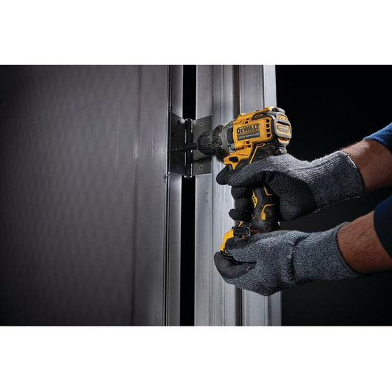 Zdjęcie 6 - Wiertarko-wkrętarka akumulatorowa DeWalt DCD701D2 57Nm 12V XR 2x2Ah